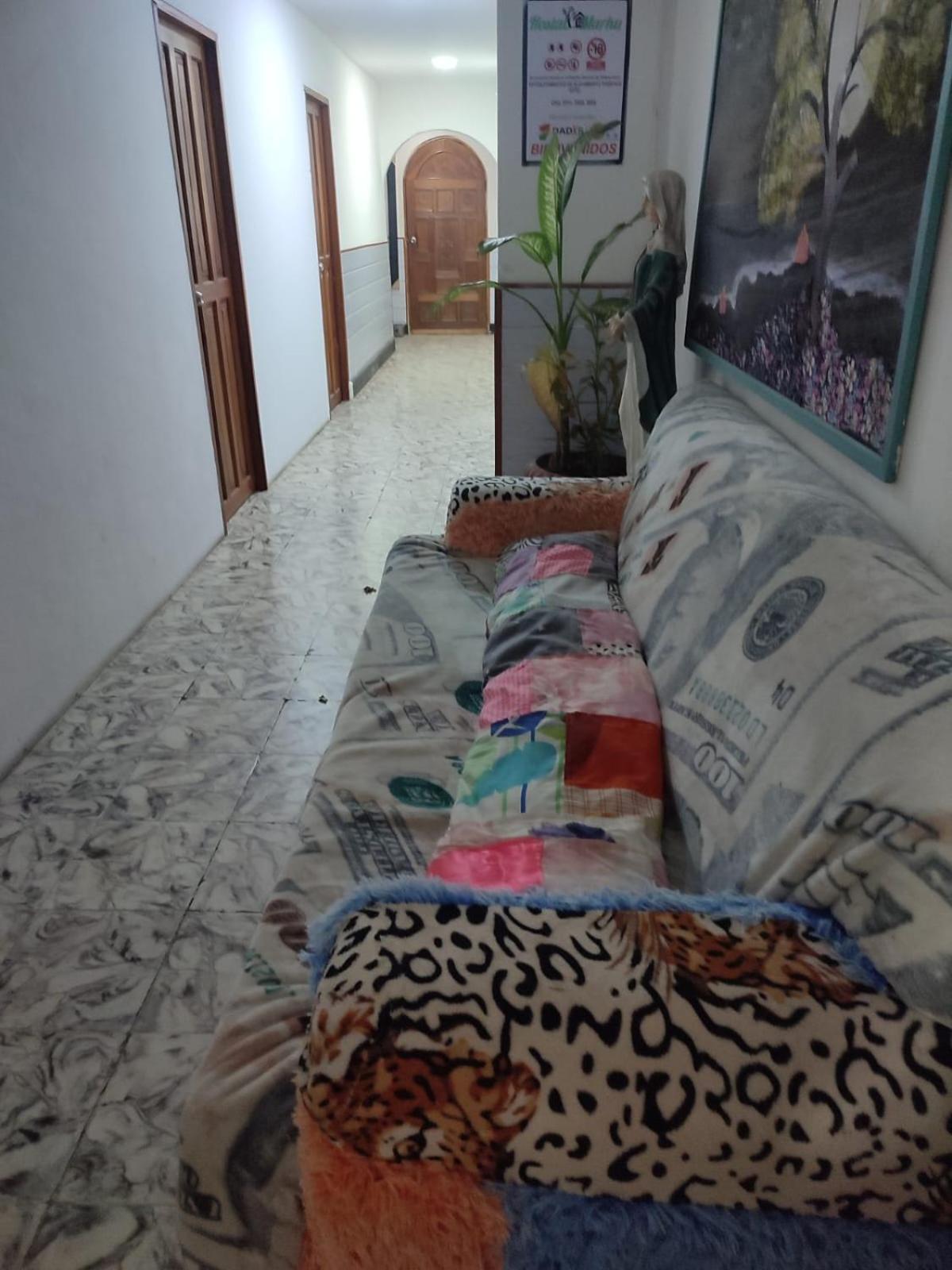 Hostal Marhu Pensión *