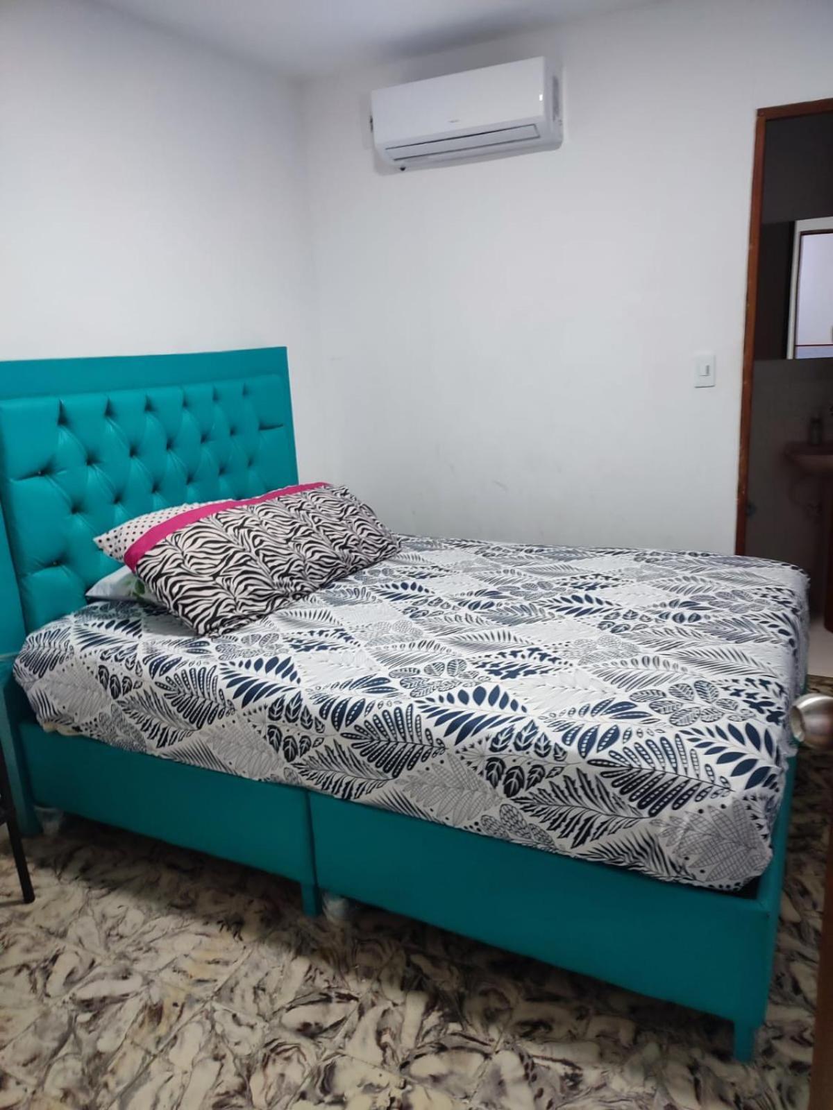 Pensión Hostal Marhu *